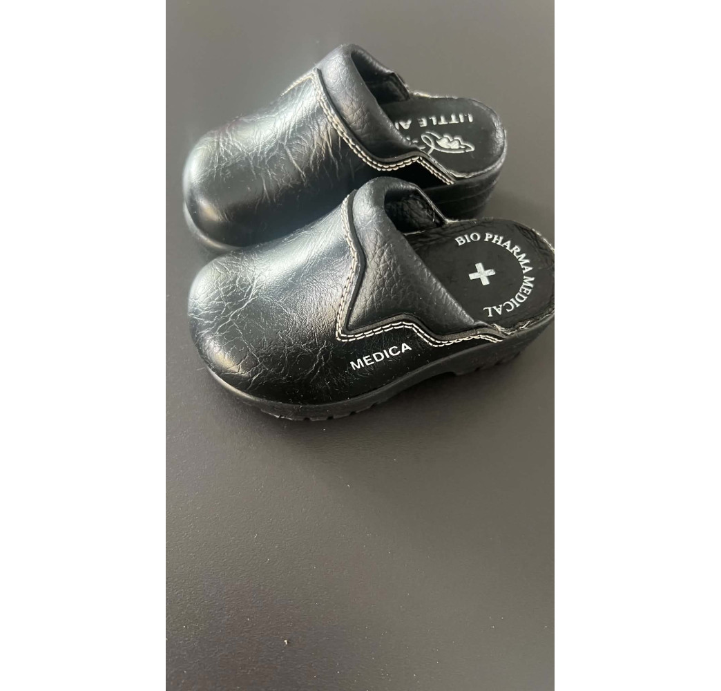 sabot noir mat medica 20/21