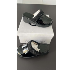 sabot Geffen noir brillant a strass du 23 au 34