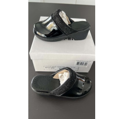 sabot Geffen noir brillant a strass du 23 au 34