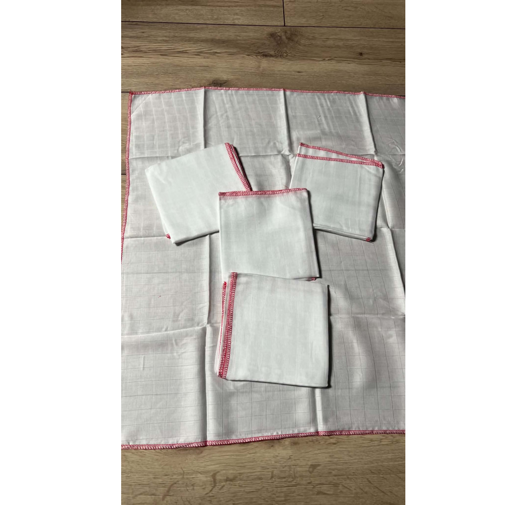 Lange Bambou haute qualité taille 65x65cm contour rouge